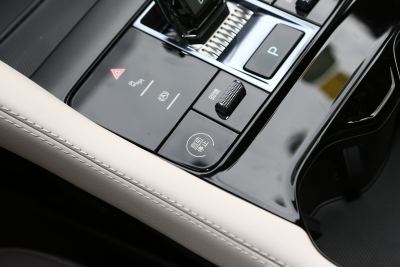2025款 EV 605km 旗舰型-内饰-图片-有驾