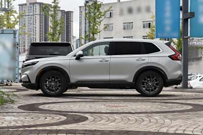 2026款 全球30年荣耀款 240TURBO 两驱智领版-外观-图片-有驾