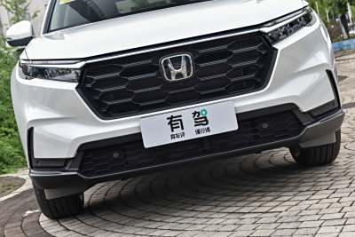 2026款 全球30年荣耀款 240TURBO 两驱智领版-外观-图片-有驾