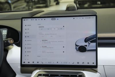 2025款 四驱智驾版 75kWh-内饰-图片-有驾