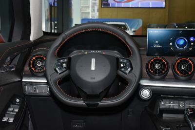 2021款 1.5T 两驱元气橙版-内饰-图片-有驾