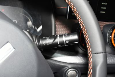 2021款 1.5T 两驱元气橙版-内饰-图片-有驾