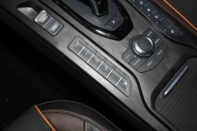 2021款 1.5T 两驱元气橙版-内饰-图片-有驾