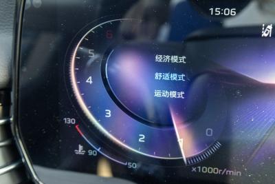 2025款 2.0T 四驱玄影版-内饰-图片-有驾 2025款 2.0T 四驱玄影版-内饰-图片-有驾