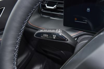 2023款 1.5T 优越版-内饰-图片-有驾