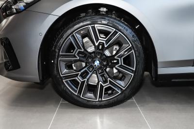 2026款 530Li 尊享型 M运动套装-外观-图片-有驾