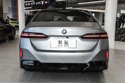 2026款 530Li 尊享型 M运动套装-外观-图片-有驾