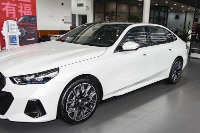 2026款 530Li 尊享型 M运动套装-外观-图片-有驾