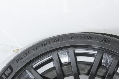 2025款 4.4 V8 SV Edition Two-外观-图片-有驾