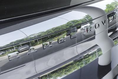 2025款 4.4 V8 SV Edition Two-外观-图片-有驾