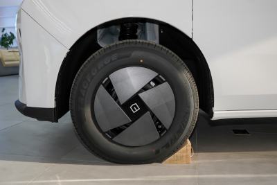 2025款 悦程版中轴高顶83kWh-外观-图片-有驾
