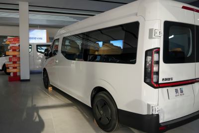 2025款 悦程版中轴高顶83kWh-外观-图片-有驾