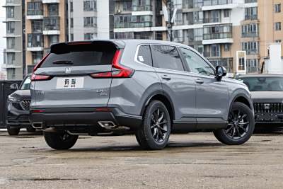 2026款 全球30年荣耀款 240TURBO 两驱锋尚5座版-外观-图片-有驾