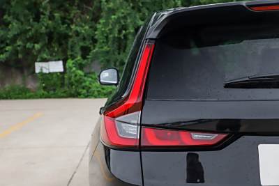 2025款 240TURBO 两驱基本型 5座-外观-图片-有驾