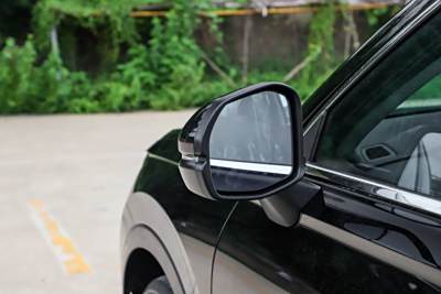 2025款 240TURBO 两驱基本型 5座-外观-图片-有驾