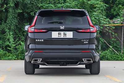 2025款 240TURBO 两驱基本型 5座-外观-图片-有驾