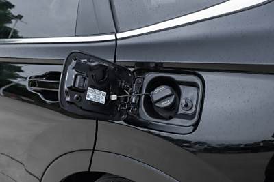 2025款 240TURBO 两驱基本型 5座-外观-图片-有驾