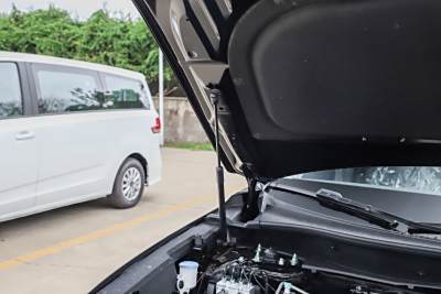 2025款 240TURBO 两驱基本型 5座-外观-图片-有驾