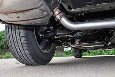 2025款 240TURBO 两驱基本型 5座-外观-图片-有驾