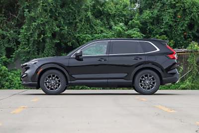 2025款 240TURBO 两驱基本型 5座-外观-图片-有驾
