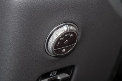 2025款 GLC 300 L 4MATIC 豪华型 7座-内饰-图片-有驾