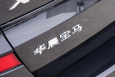 2023款 xDrive 40Li 尊享型M运动曜夜套装-外观-图片-有驾