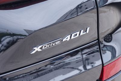 2023款 xDrive 40Li 尊享型M运动曜夜套装-外观-图片-有驾