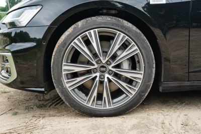 2025款 改款 55 TFSI quattro 旗舰动感型-外观-图片-有驾