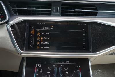 2025款 改款 55 TFSI quattro 旗舰动感型-内饰-图片-有驾