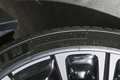 2025款 2.0T 405 AT奢享版-外观-图片-有驾