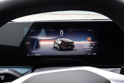 2025款 2.0T 405 AT奢享版-内饰-图片-有驾