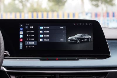 2025款 2.0T 405 AT奢享版-内饰-图片-有驾