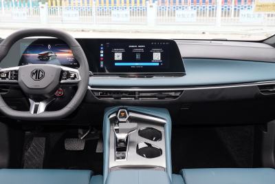 2025款 2.0T 405 AT奢享版-内饰-图片-有驾