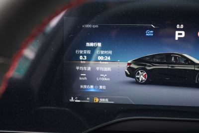 2025款 2.0T 405 AT奢享版-内饰-图片-有驾