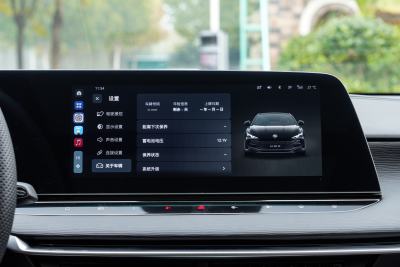 2025款 2.0T 405 AT奢享版-内饰-图片-有驾