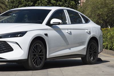 2026款 DM-i 210KM云辇型-外观-图片-有驾