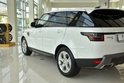 2022款 3.0 L6 SE-外观-图片-有驾