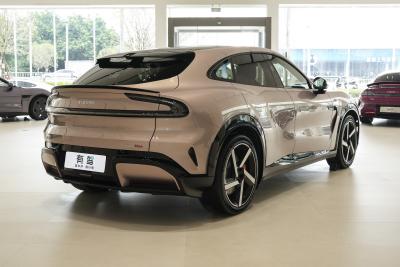 2025款 超长续航高性能四驱Max版-外观-图片-有驾
