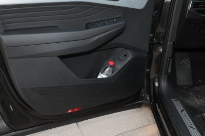 2025款 380TSI 四驱豪华佳境Pro  众享款 7座-空间-图片-有驾