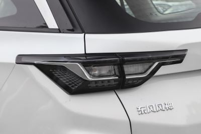 2025款 马赫版 1.5L 自动星耀版-外观-图片-有驾