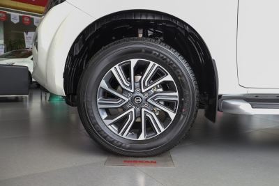 2020款 2.5L XL Upper 4WD 自动四驱豪华版-外观-图片-有驾