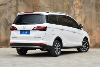 2021款 1.5T CVT旗舰型 7座-外观-图片-有驾