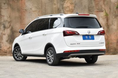 2021款 1.5T CVT旗舰型 7座-外观-图片-有驾