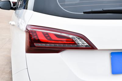 2021款 1.5T CVT旗舰型 7座-外观-图片-有驾