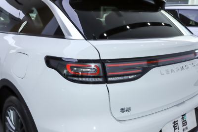 2024款 增程 300尊享版-外观-图片-有驾