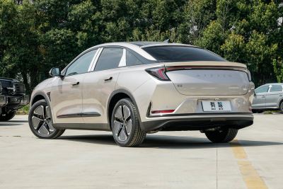 2025款 735MAX 175kW-外观-图片-有驾