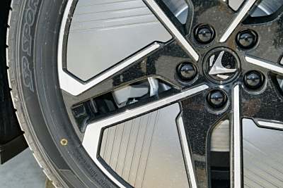 2025款 735MAX 175kW-外观-图片-有驾