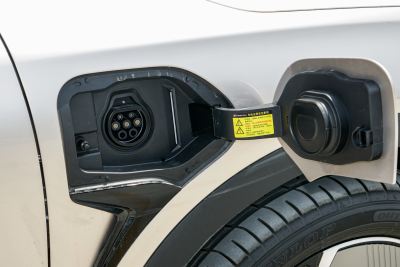 2025款 735MAX 175kW-外观-图片-有驾