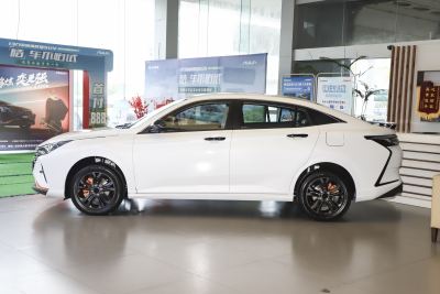 2023款 马赫版 1.5L 自动追影版-外观-图片-有驾 2023款 马赫版 1.5L 自动追影版-外观-图片-有驾