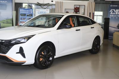 2023款 马赫版 1.5L 自动追影版-外观-图片-有驾 2023款 马赫版 1.5L 自动追影版-外观-图片-有驾